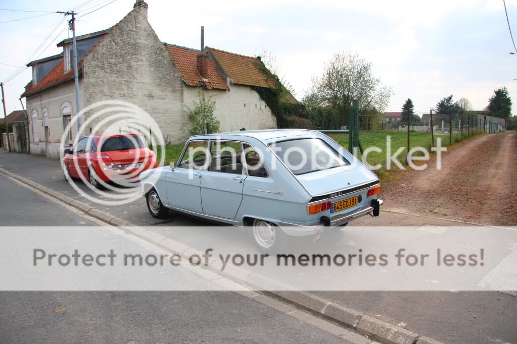 http://i544.photobucket.com/albums/hh326/RonRS/Renault%2016/IMG_0376.jpg IMG_0376
