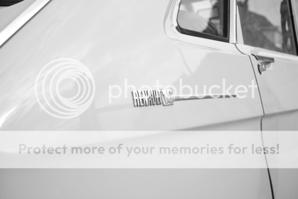 http://i544.photobucket.com/albums/hh326/RonRS/Renault%2016/IMG_0394.jpg IMG_0394