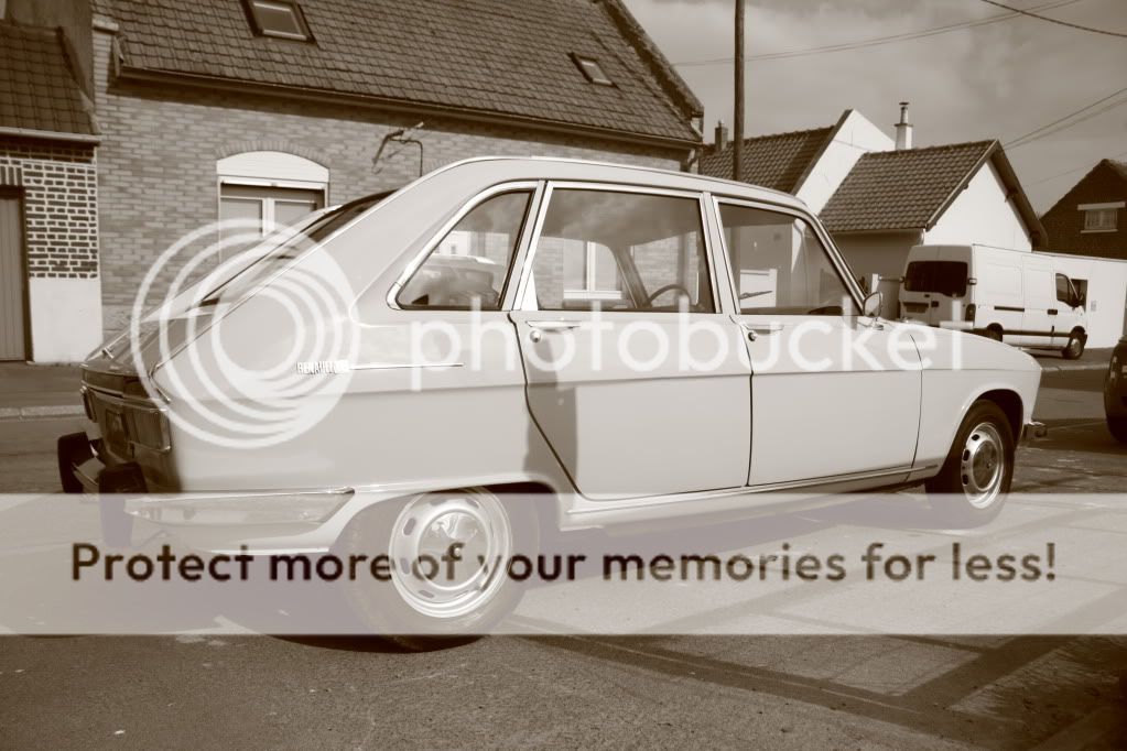 http://i544.photobucket.com/albums/hh326/RonRS/Renault%2016/IMG_0397.jpg IMG_0397