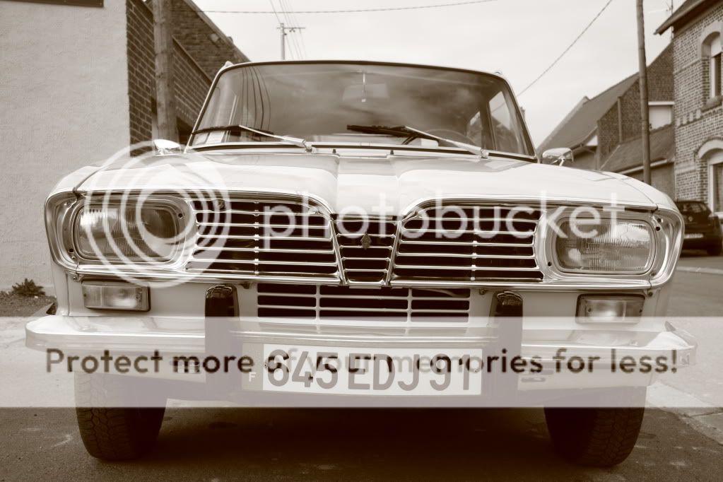http://i544.photobucket.com/albums/hh326/RonRS/Renault%2016/IMG_0400.jpg IMG_0400