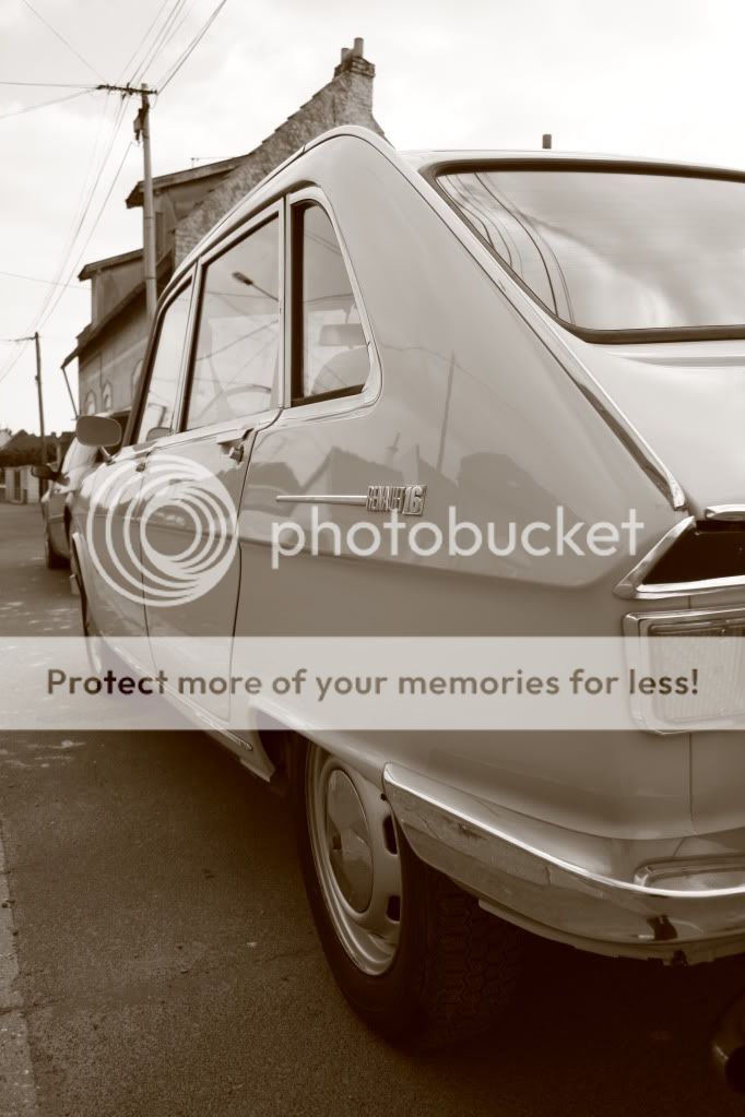 http://i544.photobucket.com/albums/hh326/RonRS/Renault%2016/IMG_0419.jpg IMG_0419
