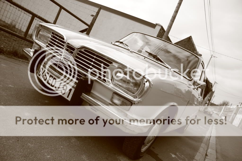 http://i544.photobucket.com/albums/hh326/RonRS/Renault%2016/IMG_0424.jpg IMG_0424