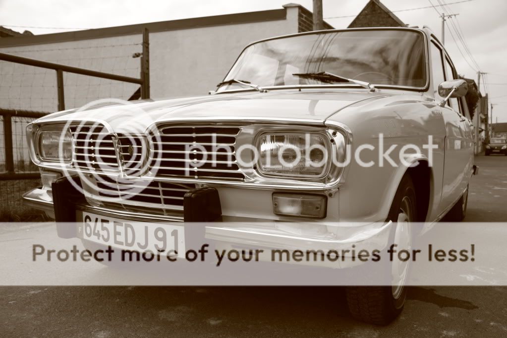 http://i544.photobucket.com/albums/hh326/RonRS/Renault%2016/IMG_0426.jpg IMG_0426
