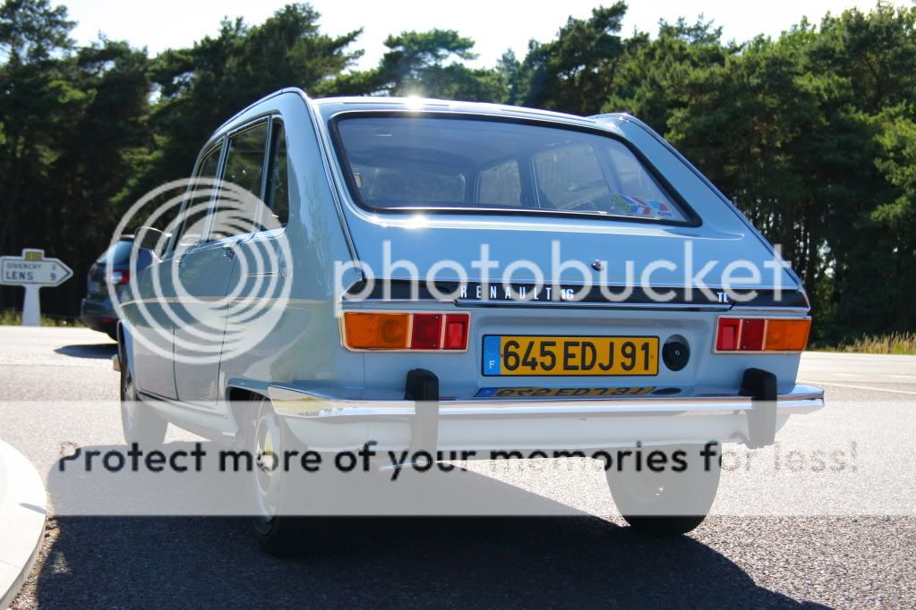 http://i544.photobucket.com/albums/hh326/RonRS/Renault%2016/IMG_8911.jpg