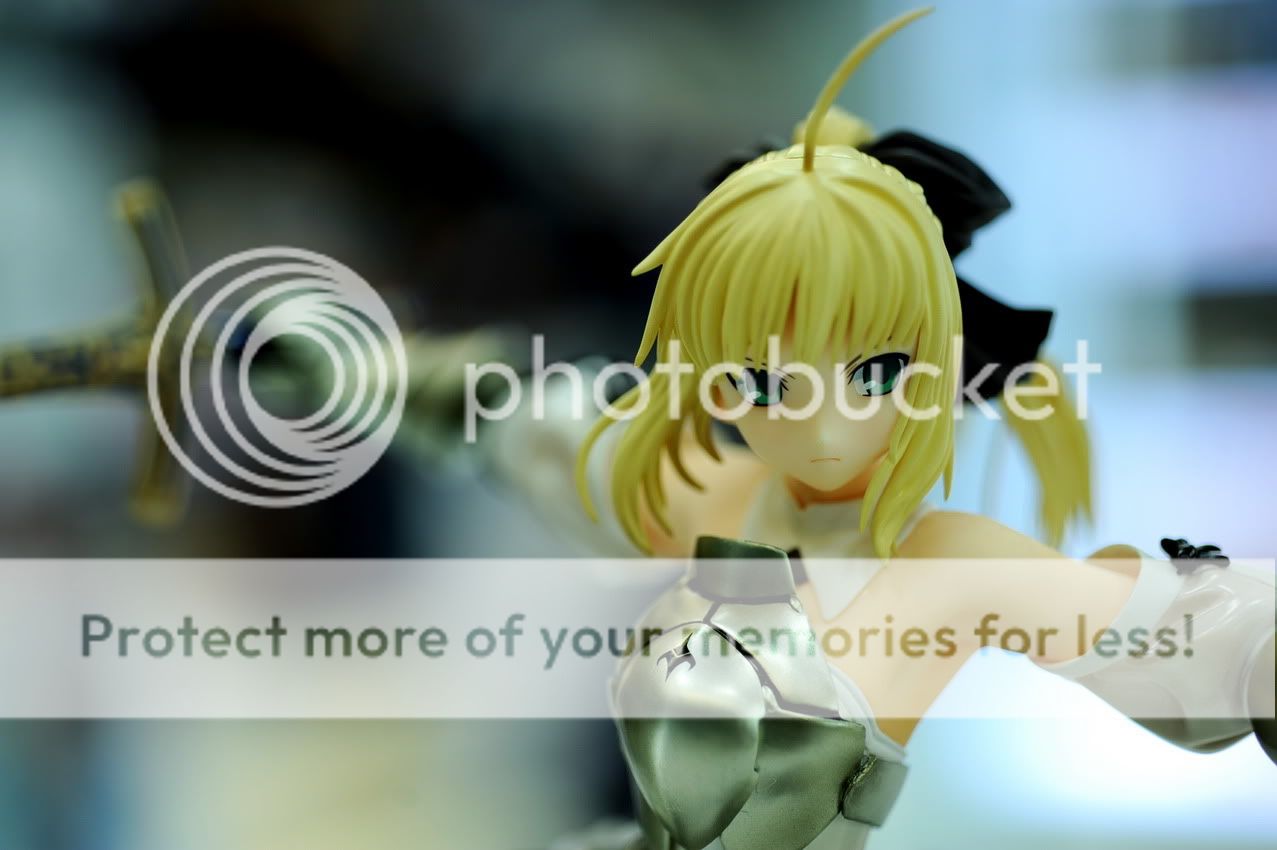 [实物图]纯白の骑士姬 saber·lily 迟到了 吐槽吧