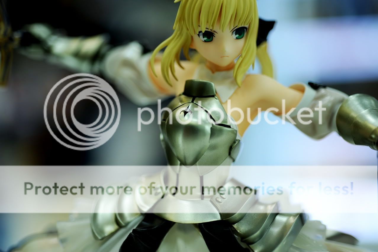 [实物图]纯白の骑士姬 saber·lily 迟到了 吐槽吧