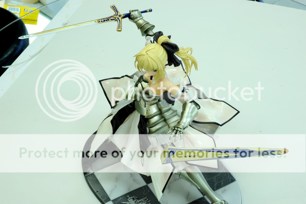 [实物图]纯白の骑士姬 saber·lily 迟到了 吐槽吧